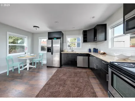 6417 SE 97th Avenue Portland OR 97266