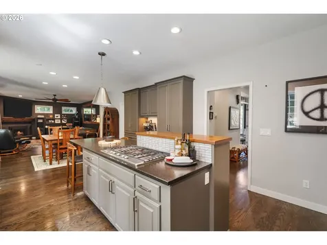 13612 NE 42nd Avenue Vancouver WA 98686