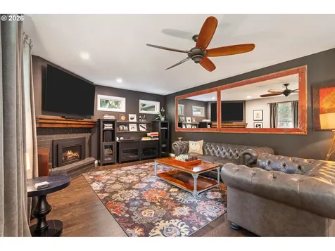 13612 NE 42nd Avenue Vancouver WA 98686