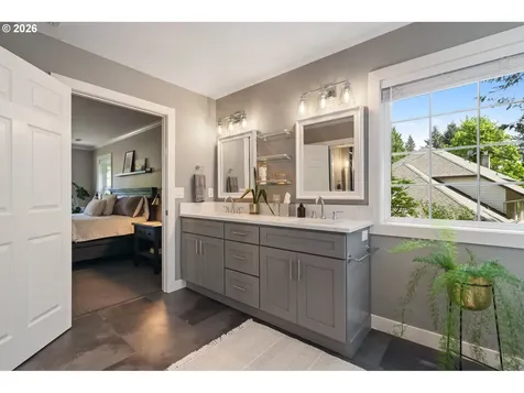 13612 NE 42nd Avenue Vancouver WA 98686