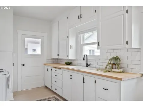 7567 N Gilbert Avenue Portland OR 97203