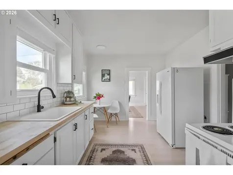 7567 N Gilbert Avenue Portland OR 97203