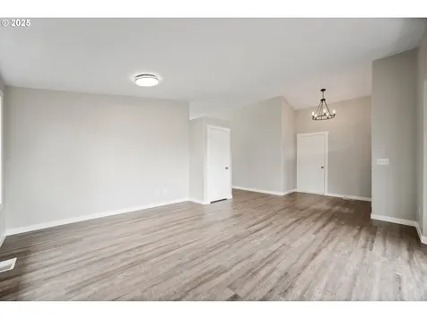 5101 NE 141st Court Vancouver WA 98682