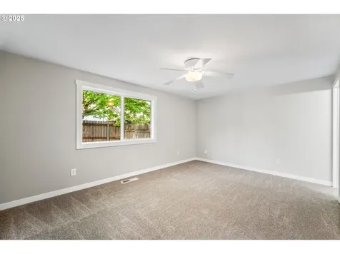 5101 NE 141st Court Vancouver WA 98682
