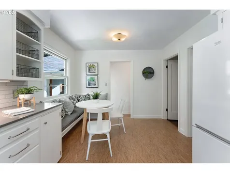 3575 NE Emerson Street Portland OR 97211