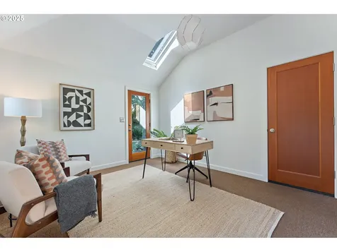 3575 NE Emerson Street Portland OR 97211