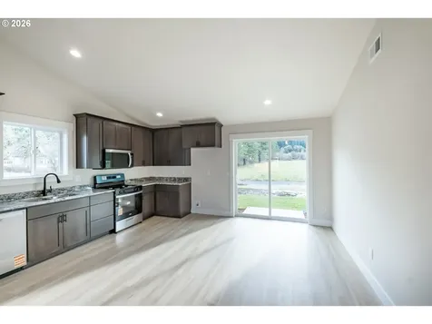 4435 Knotty Pine Court Sweet Home OR 97386