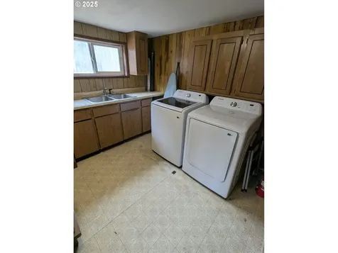 1110 Roberts Street The Dalles OR 97058