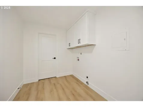 4411 SE Lexington Street Portland OR 97206
