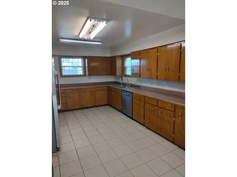2188 N Danebo Avenue Eugene OR 97402