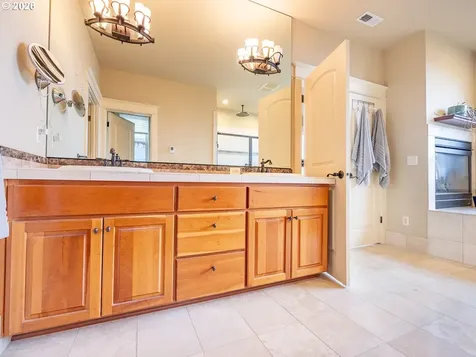 578 W Dogwood Street Washougal WA 98671