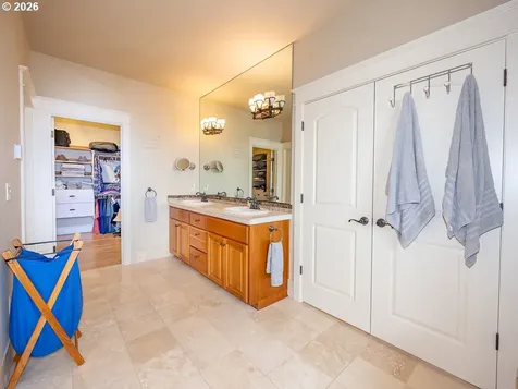 578 W Dogwood Street Washougal WA 98671
