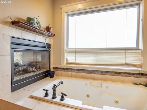 578 W Dogwood Street Washougal WA 98671
