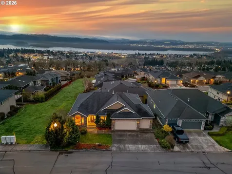 578 W Dogwood Street Washougal WA 98671