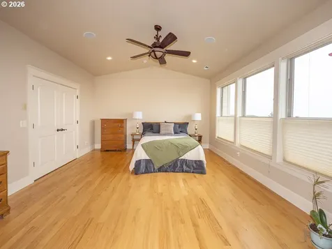 578 W Dogwood Street Washougal WA 98671