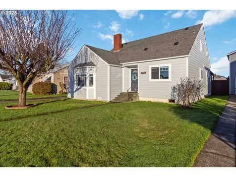 2932 Fir Street Longview WA 98632