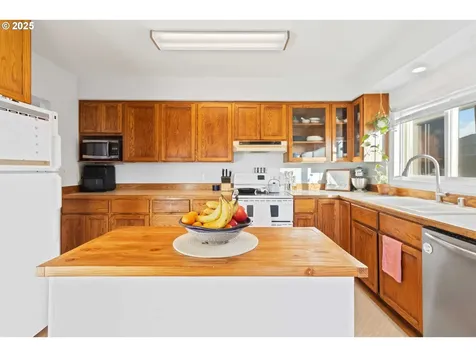2932 Fir Street Longview WA 98632