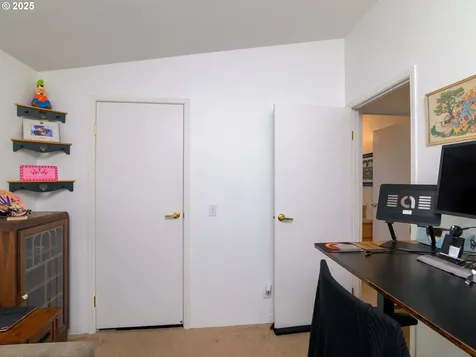 540 Shorepines Court Coos Bay OR 97420