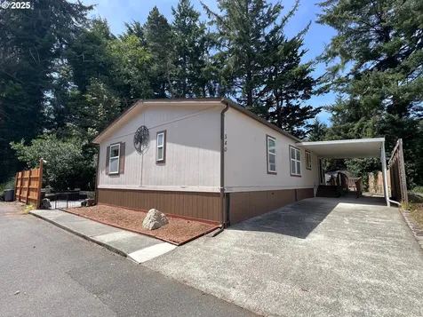 540 Shorepines Court Coos Bay OR 97420