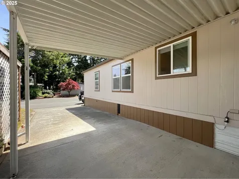 540 Shorepines Court Coos Bay OR 97420