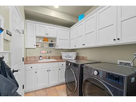 3010 NW Chapin Drive Portland OR 97229