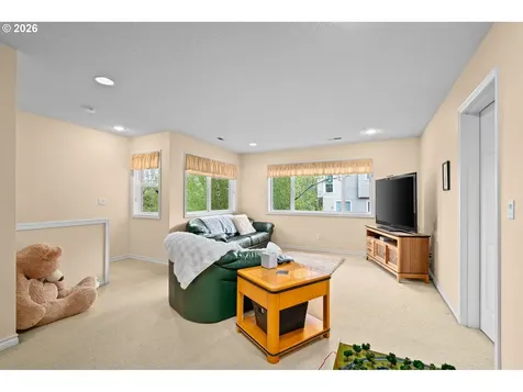 3010 NW Chapin Drive Portland OR 97229
