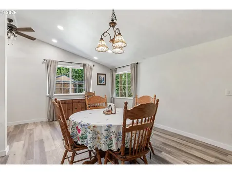 136 Longhorn Road Amboy WA 98601
