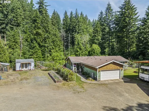136 Longhorn Road Amboy WA 98601