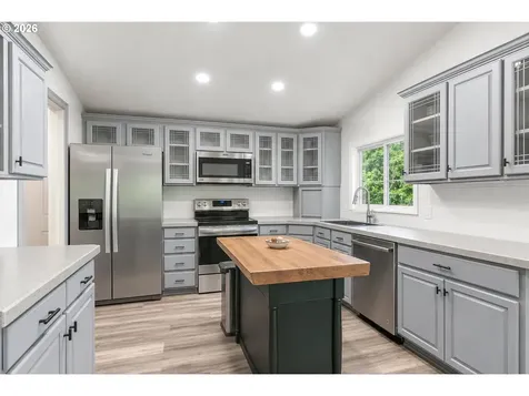 136 Longhorn Road Amboy WA 98601