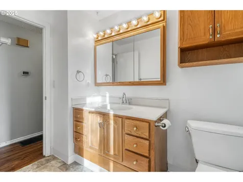 3720 SE Oak Court Hillsboro OR 97123