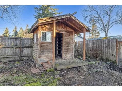 3720 SE Oak Court Hillsboro OR 97123