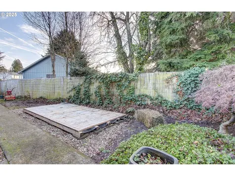 10128 NW 19th Avenue Vancouver WA 98685