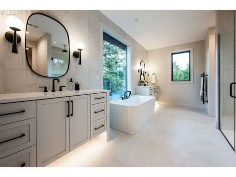 17615 Bryant Road Lake Oswego OR 97035