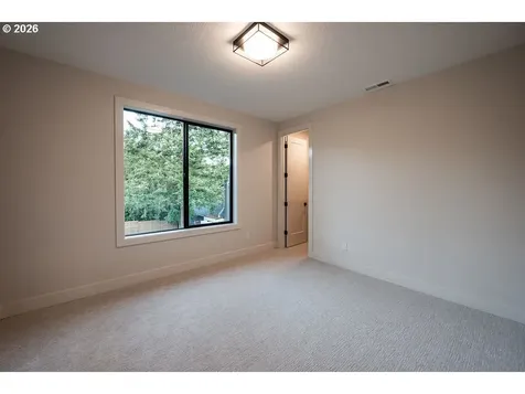 17615 Bryant Road Lake Oswego OR 97035
