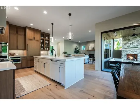 17615 Bryant Road Lake Oswego OR 97035
