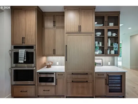 17615 Bryant Road Lake Oswego OR 97035