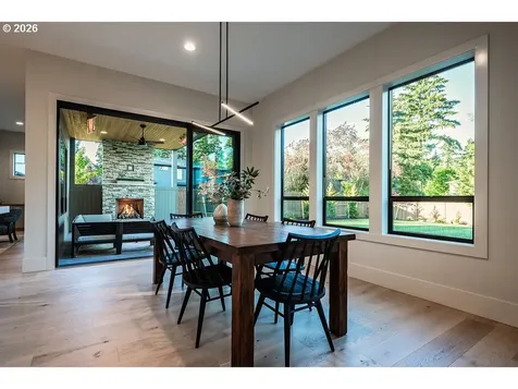 17615 Bryant Road Lake Oswego OR 97035