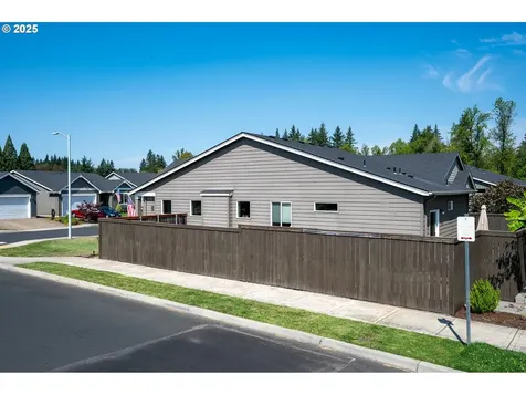 1470 N Broadway Street Estacada OR 97023