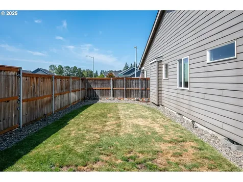 1470 N Broadway Street Estacada OR 97023