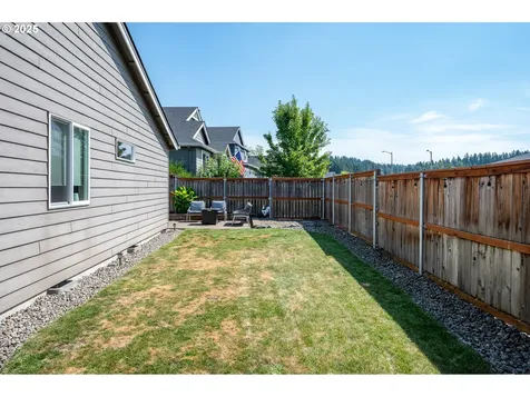 1470 N Broadway Street Estacada OR 97023