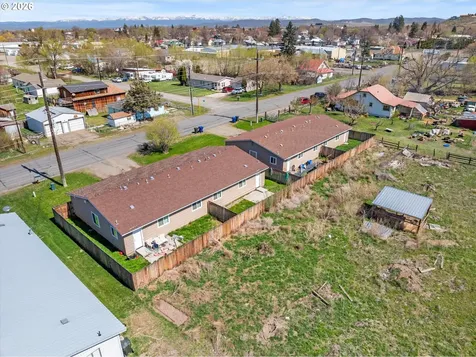 2705/2715 Myrtle Street Baker City OR 97814