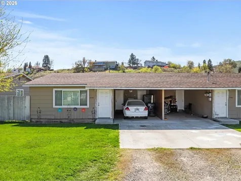 2705/2715 Myrtle Street Baker City OR 97814