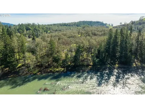 1176 Whistlers Lane Roseburg OR 97470