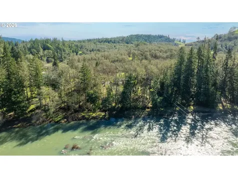 1176 Whistlers Lane Roseburg OR 97470
