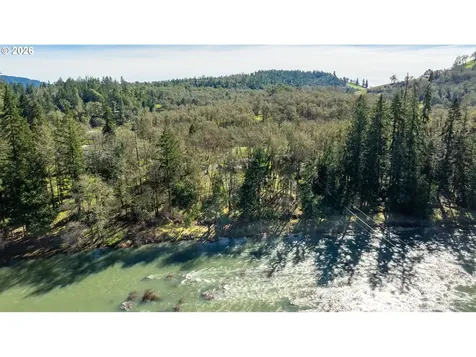 1176 Whistlers Lane Roseburg OR 97470