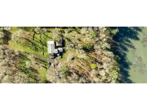 1176 Whistlers Lane Roseburg OR 97470