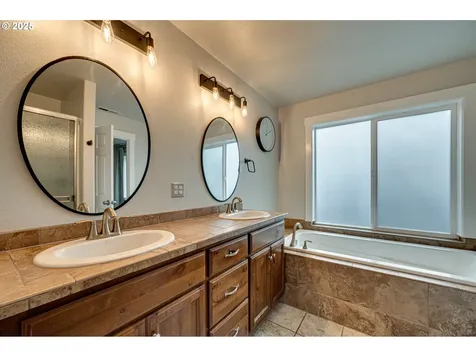 302 Sycamore Street Woodland WA 98674