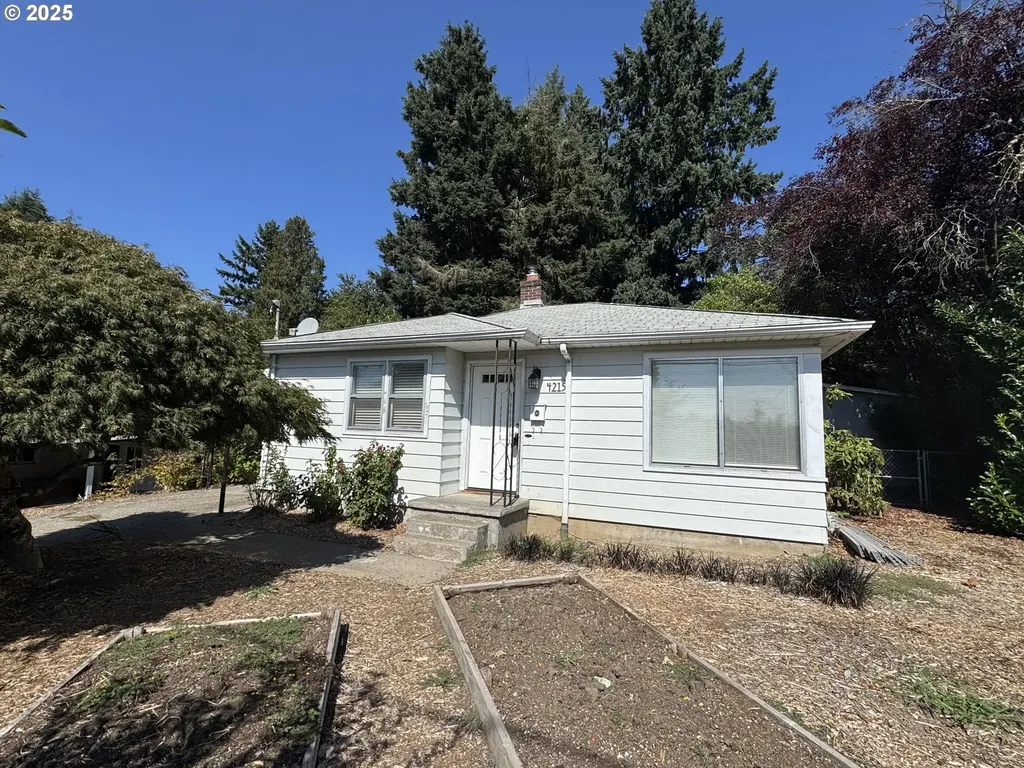4215 SE Franklin Street Milwaukie OR 97222