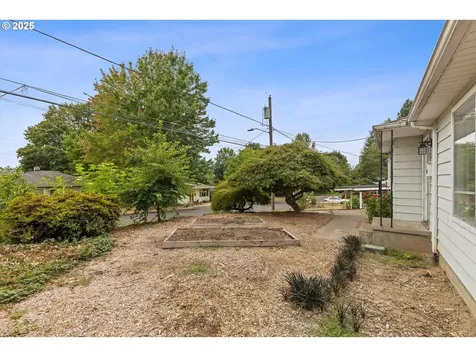 4215 SE Franklin Street Milwaukie OR 97222