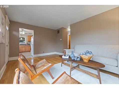 4215 SE Franklin Street Milwaukie OR 97222